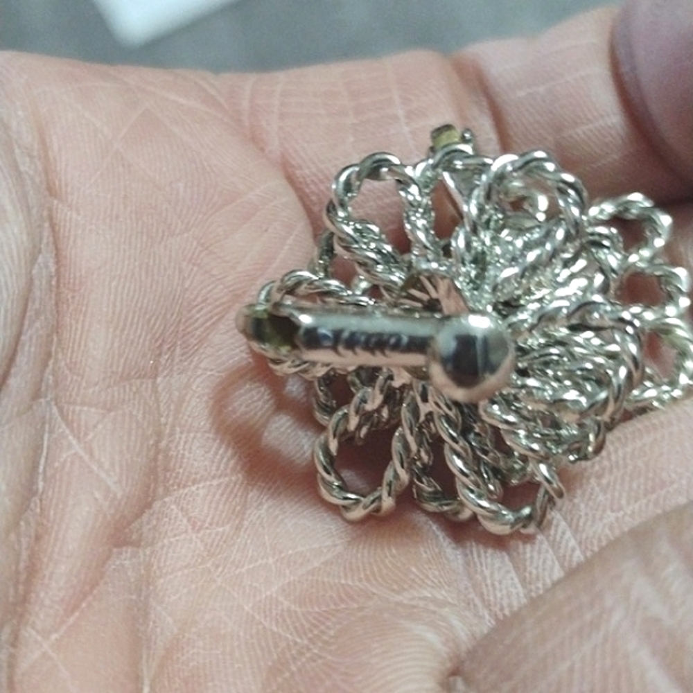 CORO VINTAGE DOUBLE LAYERED FLORAL SILVER-TONE DROP CLIP-ON 1" EARRINGS - Picture 7 of 10